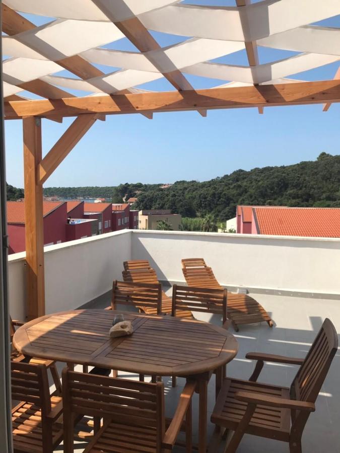 Vila Palit 497 D Apartment E Bagian luar foto
