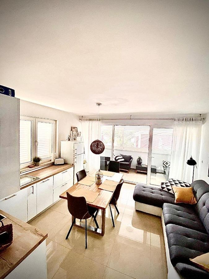 Vila Palit 497 D Apartment E Bagian luar foto